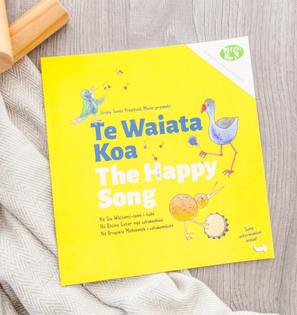 Te Waiata Koa | The Happy Song Book